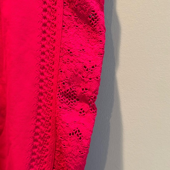 NWOT, Nux, Womens Athletic Tank, built-in shelf bra, textured side detail - Picture 2 of 7